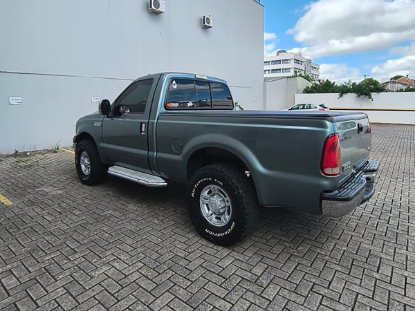 Foto 4 - Ford F250 XLT 3.9 Turbo Diesel 4x2 C.S