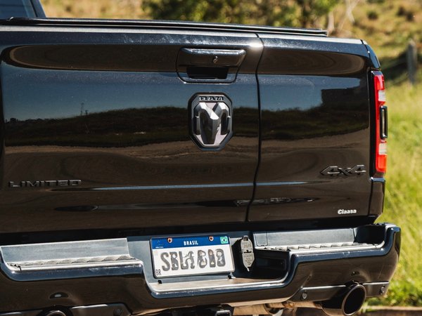Foto 7 - RAM 1500 Limited Night Edition 5.7 V8 Gasolina 4x4