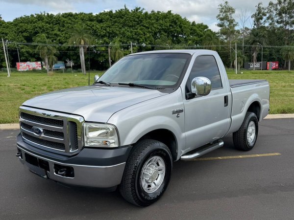 Foto 1 - Ford F250 XLT 3.9 Turbo Diesel