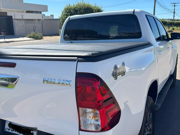 Foto 3 - Toyota Hilux SR 2.8 Turbo Diesel 4x4