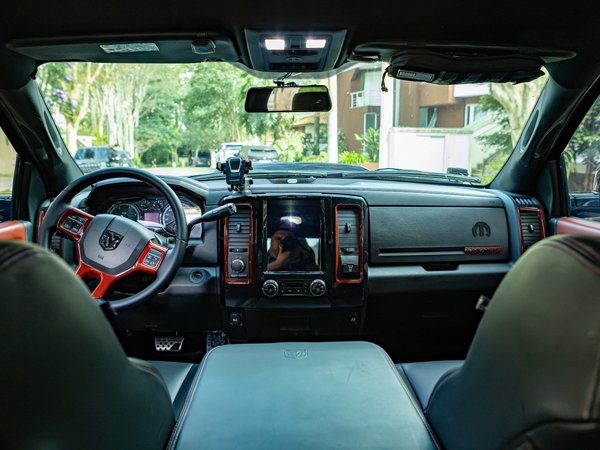 Foto 7 - RAM 2500 Laramie 6.7 Turbo Diesel 4x4