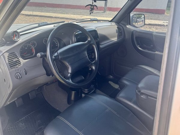 Foto 4 - Ford Ranger XLS 3.0 Turbo Diesel 4x2 C.S