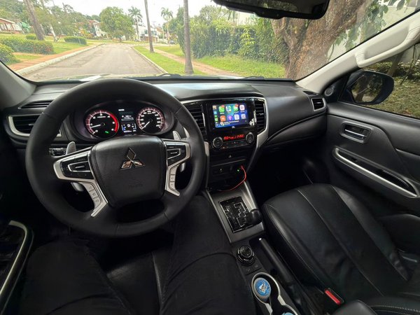 Foto 7 - Mitsubishi L200 Triton Sport HPE-S 2.4 Turbo Diesel 4x4