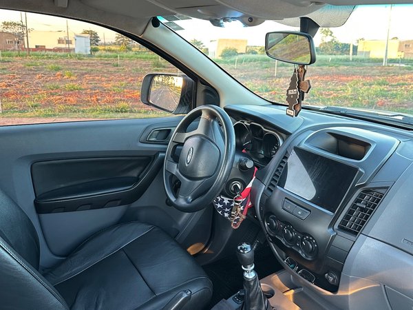 Foto 5 - Ford Ranger XLS 2.2 Turbo Diesel 4x4