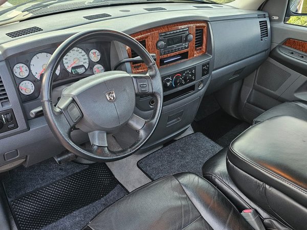 Foto 6 - RAM 2500 SLT 5.9 Turbo Diesel 4x4 C.S