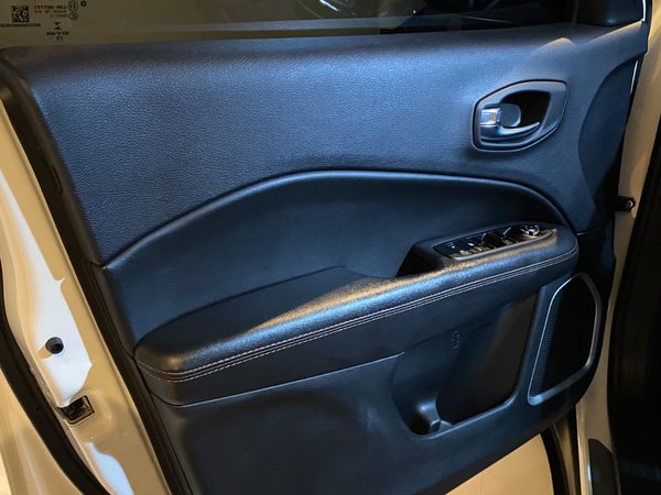 Foto 7 - Jeep Compass Limited 2.0TDi 16v 4x4