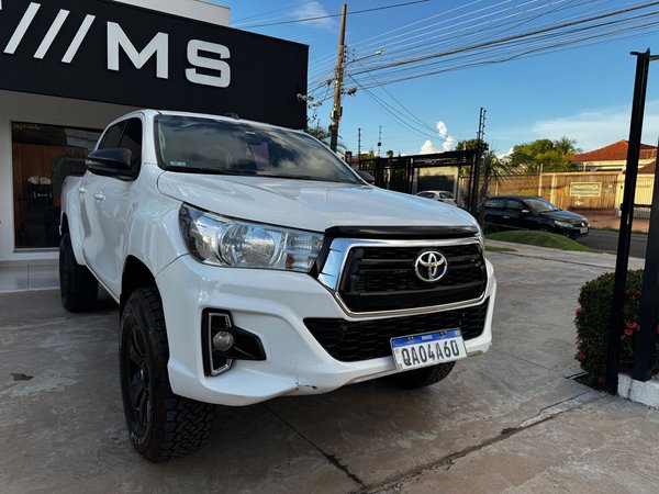 Foto 2 - Toyota Hilux SR 2.8 Turbo Diesel 4x4