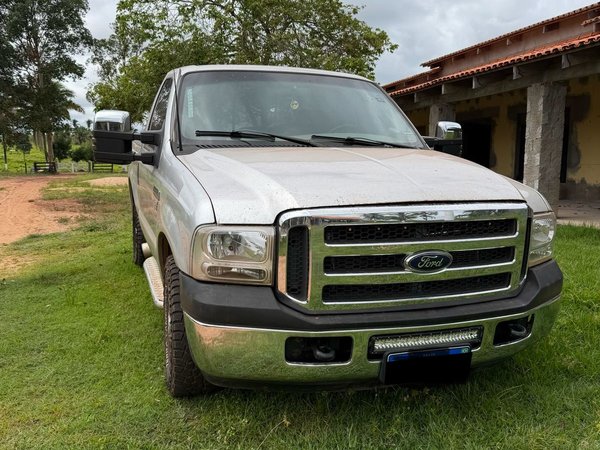 Foto 1 - Ford F250 XLT 4.2 Turbo Diesel 4x2
