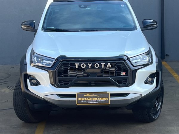 Foto 2 - Toyota Hilux GR Sport 2.8 Turbo Diesel 4x4