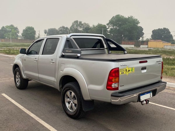 Foto 3 - Toyota Hilux SRV 3.0 Turbo Diesel 4x4