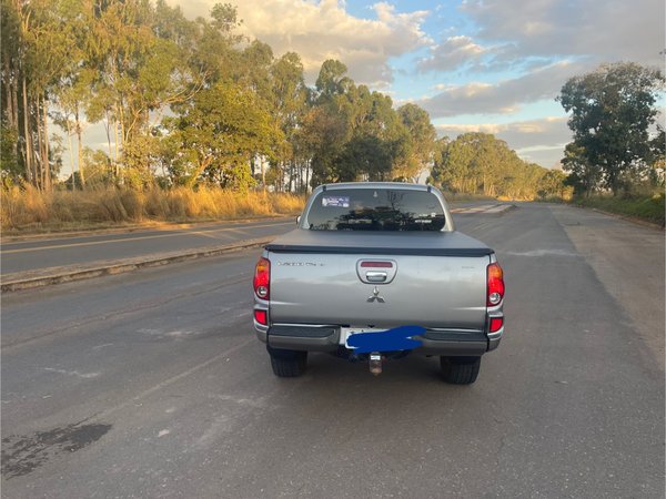 Foto 3 - Mitsubishi L200 Triton HPE 3.2 Turbo Diesel 4x4