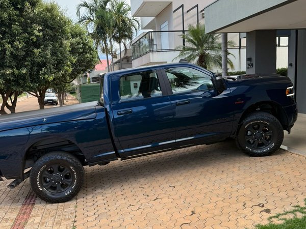 Foto 4 - RAM 2500 Laramie Night Edition 6.7 Turbo Diesel 4x4