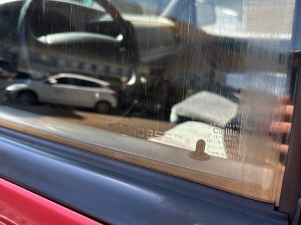 Foto 8 - Ford Ranger XL 4.0 V6 Gasolina 4x2 C.S