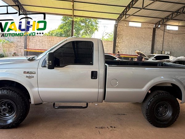 Foto 5 - Ford F250 XL 3.9 Turbo Diesel 4x4