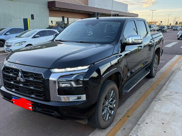 Foto 6 - Mitsubishi Triton HPE-S 2.4 Bi-Turbo Diesel 4x4