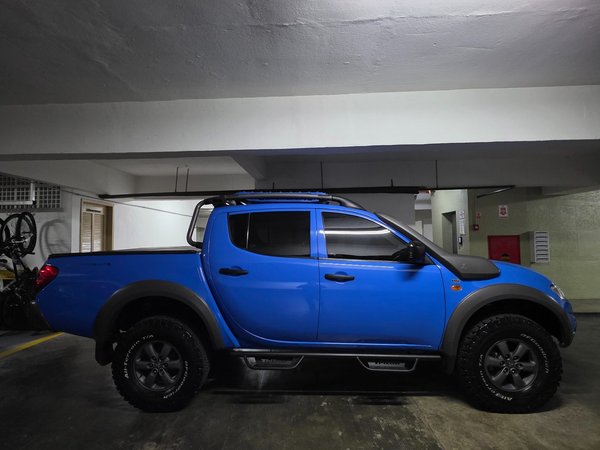 Foto 4 - Mitsubishi L200 Triton Savana 3.2 Turbo Diesel 4x4