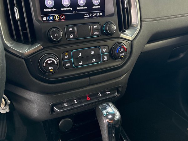 Foto 8 - Chevrolet S10 High Country 2.8 Turbo Diesel 4x4