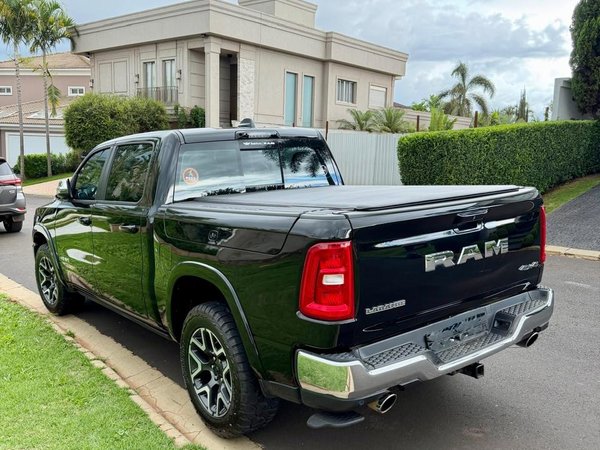 Foto 5 - RAM 1500 Laramie Hurricane 6 3.0 Bi-Turbo Gasolina 4x4