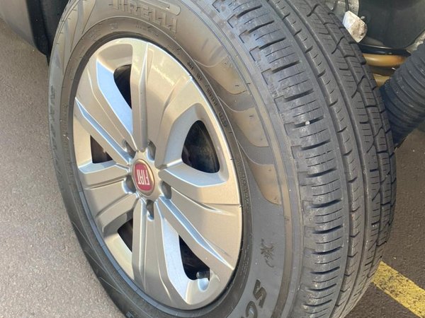 Foto 10 - Fiat Toro Freedom 1.8 16v