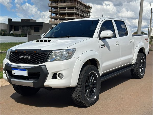 Foto 1 - Toyota Hilux SRV 3.0 Turbo Diesel 4x4