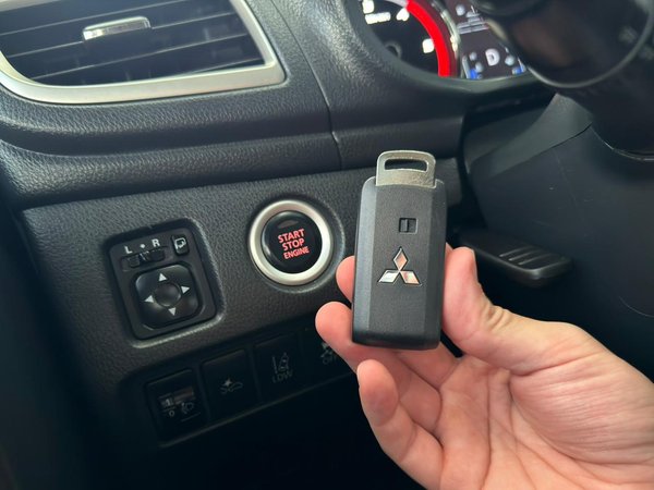 Foto 8 - Mitsubishi L200 Triton Sport HPE-S 2.4 Turbo Diesel 4x4