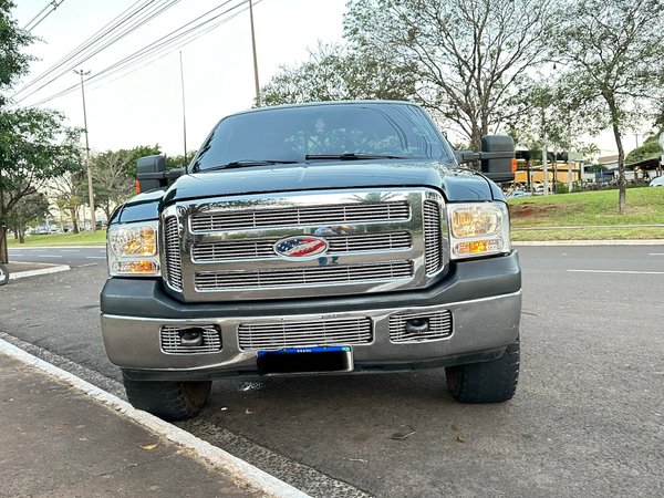 Foto 2 - Ford F250 XLT 3.9 Turbo Diesel 4x2 C.S