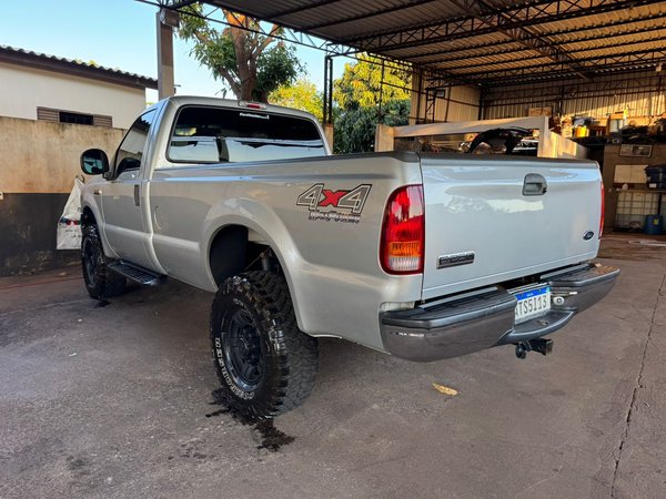 Foto 4 - Ford F250 XLT 3.9 Turbo Diesel 4x4 C.S