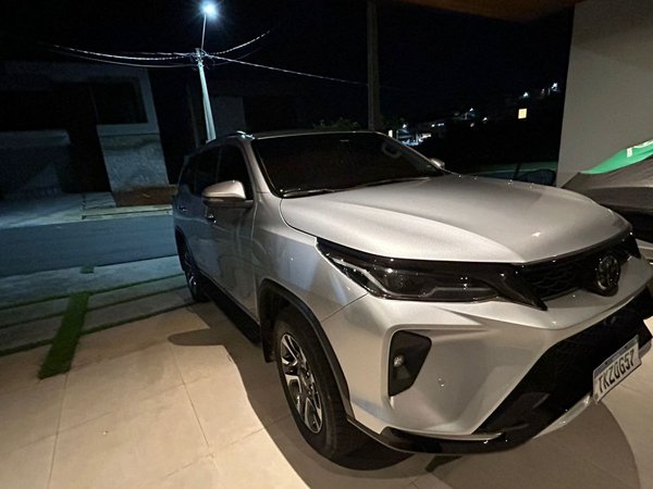 Foto 1 - Toyota Hilux SW4 SRX Platinum 2.8 Turbo Diesel 4x4
