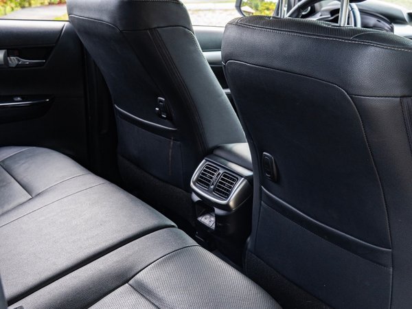 Foto 8 - Toyota Hilux SRX Plus 2.8 Turbo Diesel 4x4