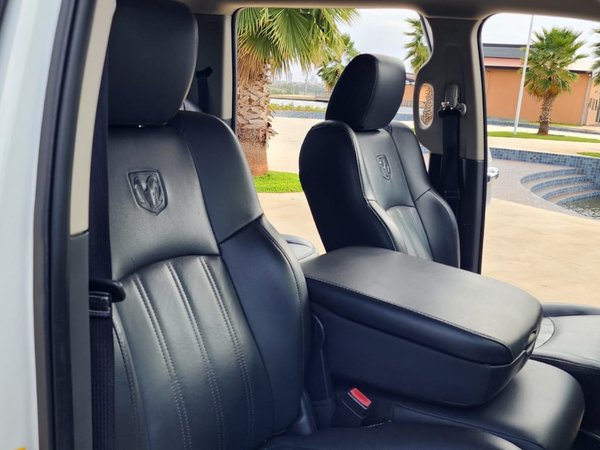 Foto 8 - RAM 2500 Laramie 6.7 Turbo Diesel 4x4