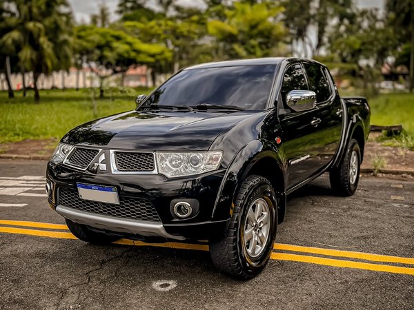 Foto 1 - Mitsubishi L200 Triton HPE 3.5 V6 24v 4x4