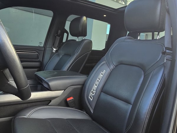 Foto 5 - RAM 1500 Rebel 5.7 V8 Gasolina 4x4