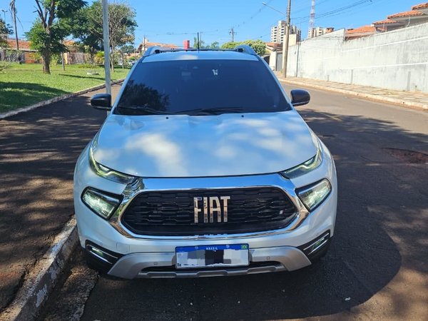 Foto 2 - Fiat Toro Volcano 2.0TDi 16v 4x4