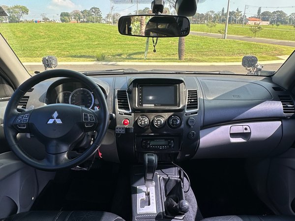 Foto 6 - Mitsubishi Pajero Dakar HPE 3.2TDi 16v 4x4