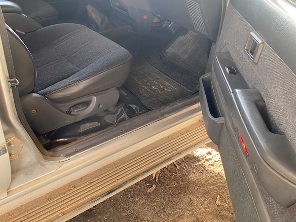 Foto 7 - Toyota Hilux SRV 3.0 Turbo Diesel 4x2