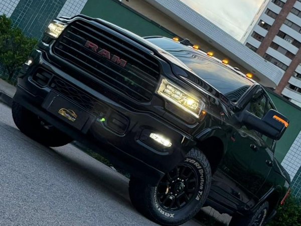 Foto 9 - RAM 3500 Longhorn Limited 6.7 Turbo Diesel 4x4