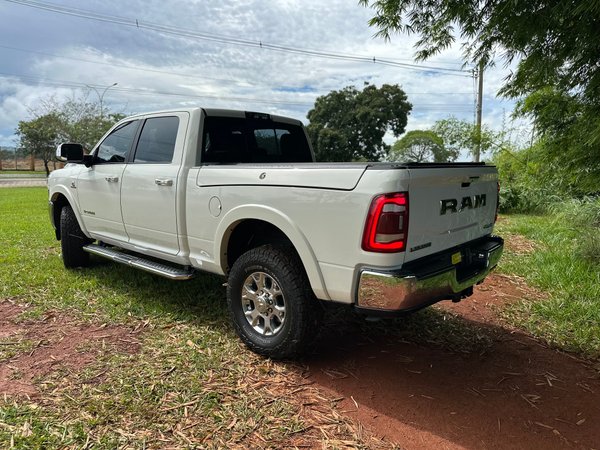 Foto 5 - RAM 2500 Laramie 6.7 Turbo Diesel 4x4