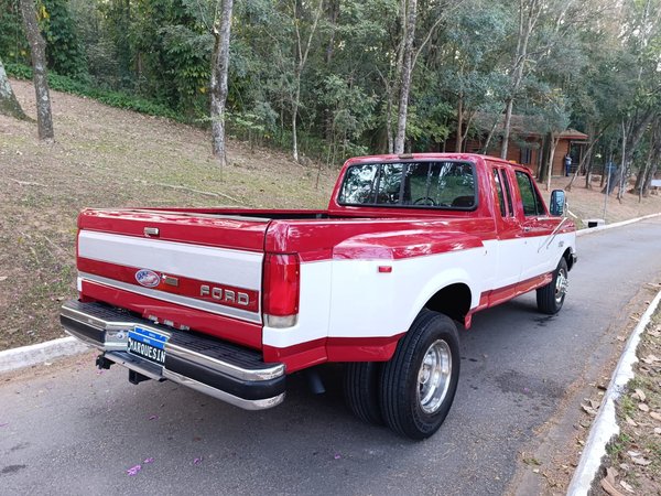 Foto 3 - Ford F350 4.5 V8 Gasolina