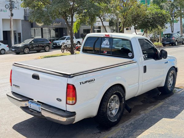 Foto 3 - Ford F250 XLT 4.2 Turbo Diesel 4x2 C.S