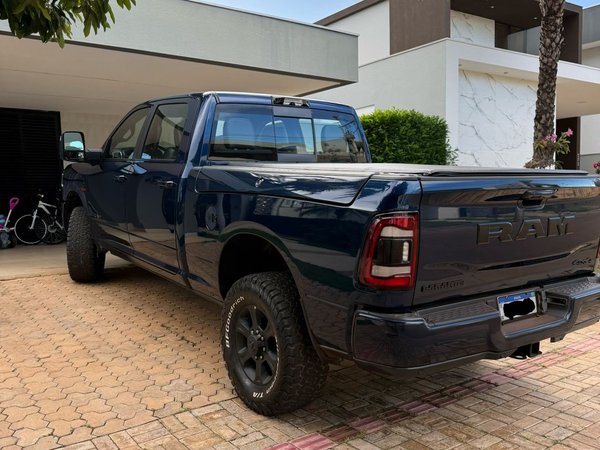 Foto 6 - RAM 2500 Laramie Night Edition 6.7 Turbo Diesel 4x4