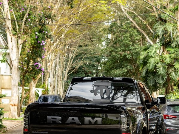 Foto 4 - RAM 2500 Laramie 6.7 Turbo Diesel 4x4