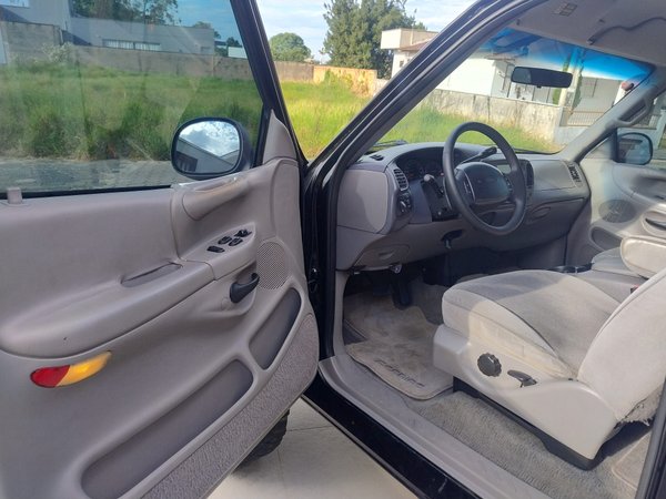 Foto 8 - Ford F150 XLT Triton 4.6 V8 Gasolina