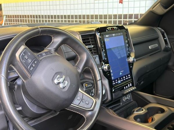 Foto 7 - RAM 1500 Rebel 5.7 V8 Gasolina 4x4