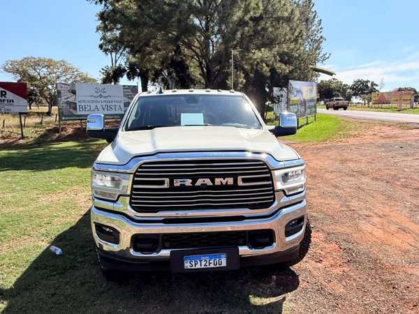 Foto 2 - RAM 2500 Laramie 6.7 Turbo Diesel 4x4