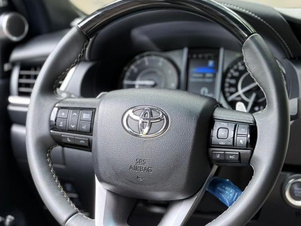 Foto 8 - Toyota Hilux SW4 Diamond D4-D 2.8 Turbo Diesel 4x4