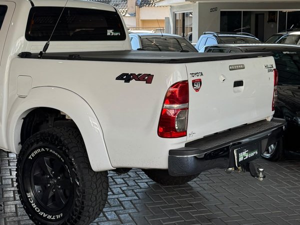 Foto 6 - Toyota Hilux SRV 2.7 Flex 4x4
