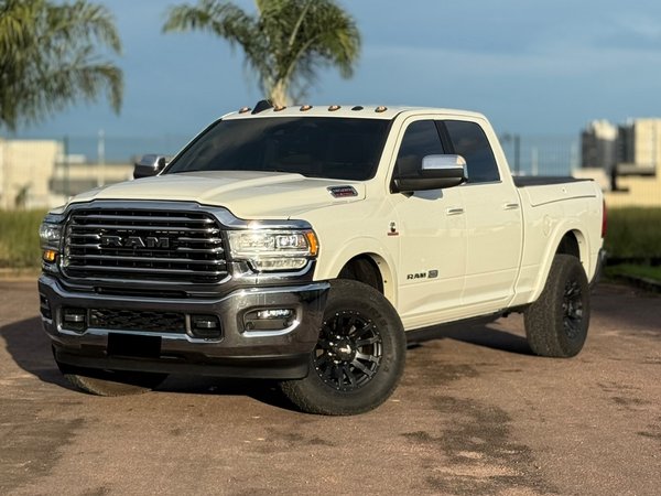Foto 1 - RAM 3500 Longhorn Limited 6.7 Turbo Diesel 4x4