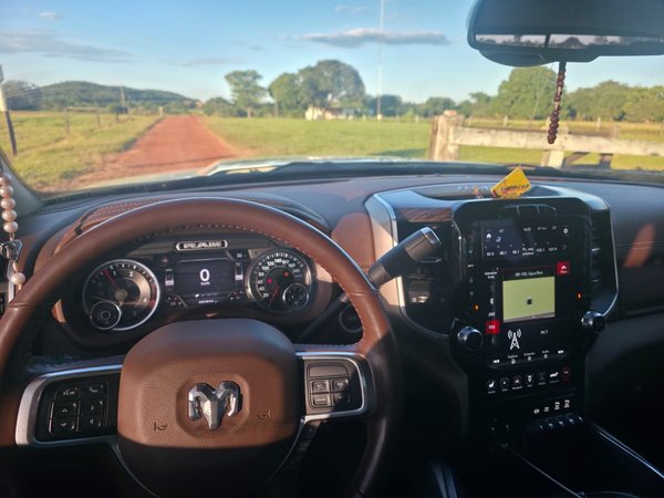 Foto 7 - RAM 2500 Laramie 6.7 Turbo Diesel 4x4