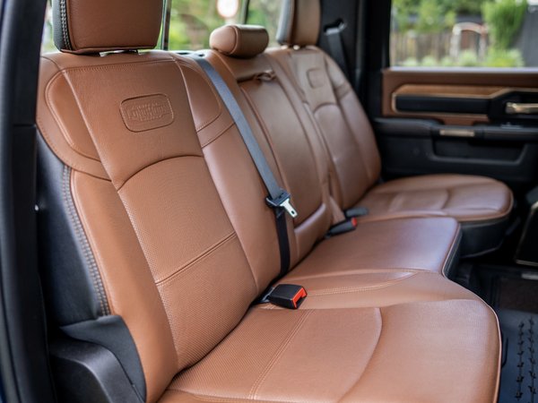 Foto 8 - RAM 3500 Longhorn Limited 6.7 Turbo Diesel 4x4