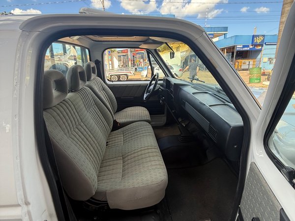 Foto 5 - Chevrolet D20 Custom 4.0TD Deluxe